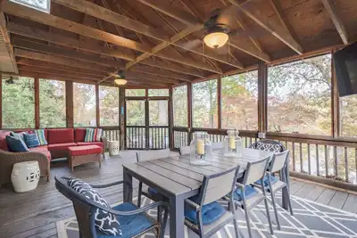 Image de Bama Lake House- 2 Story Boat Dock- Beautiful View