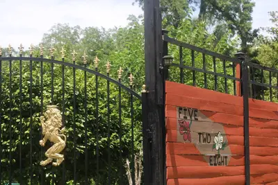 Image de New Cozy Cottage Guest House at Sloane's Garden Home