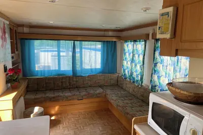 Image de Mobilhome dans camping familial, piscine chauffée, tranquillité assurée