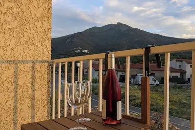 Image de Le gîte Entre Monts et Vermeille vous accueille à Sorède entre mer et montagne