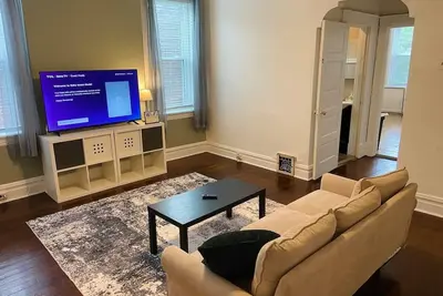 Image de Comfortable 1br Apartment - Laundry & Backyard