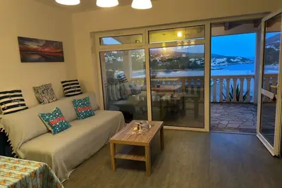 Image de Private beach 2-bedroom apartment 2