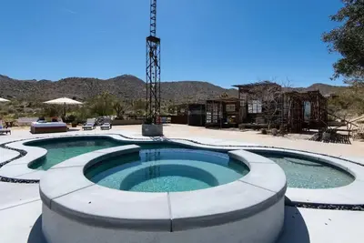 Image de Pool - Spa - Views - 5Min > Park - Quiet Compound