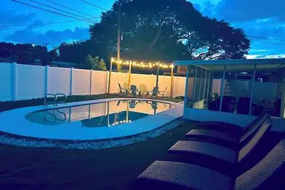 Image de Charming 2bed2bath salted heated pool in  Clearwater 7minutes2Clearwater Beach