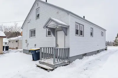 Image de House perfectly located for your next trip to to the U. P. Michigain