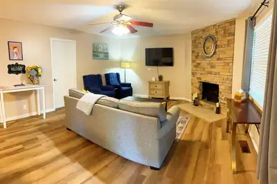 Image de Welcome to Lucky Duck Lodge – Your Lake Texoma Retreat!