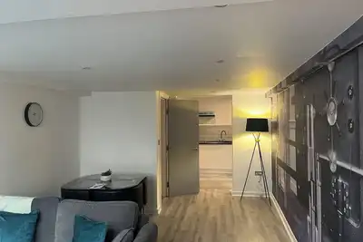Image de Location, Location, city centre apartment, 2 bedrooms, 2 bathrooms