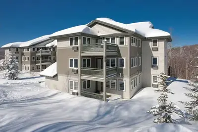 Image de Beautiful hotel in Vermont Smugglers Notch 1bd near Disc Golf Center