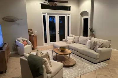 Image de Spacious 4-bedroom house close to Disney, universal and seaworld.
