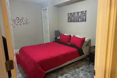 Image de One executive bedroom apartment( sofa bed included in living area)