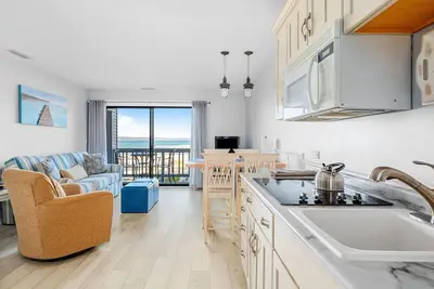 Image de 🏖️ Beautiful 2bdr Lake View Getaway @ The Shores ➠ 5579