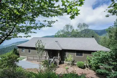 Image de Orchard Knob | Pet Friendly, 15-Min to Town & Spectacular Mountain View!