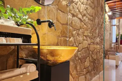 Image de Elegant Old Town Retreat in Historic Palace