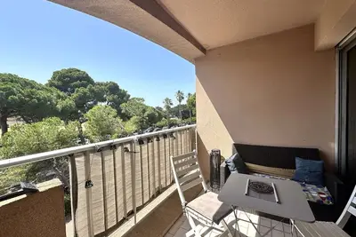 Image de Studio pour 3 personnes sur le port d'Hyères