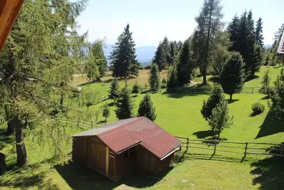 Image de Appartement 'Wohnung 5' avec vue sur la montagne, terrasse et jardin partagés