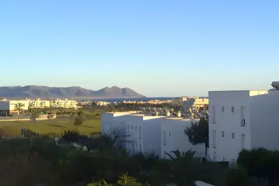 Image de Beach & golf penthouse apartment with Ac and WiFi