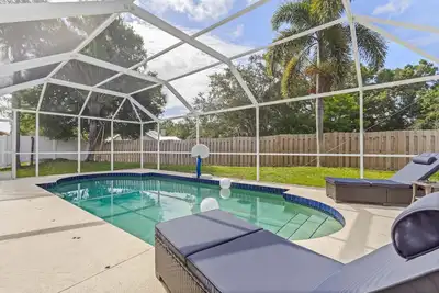 Image de Sunny Days-Family Friendly - Private Heated Pool - Near Srq, Utc, Dt, Beaches
