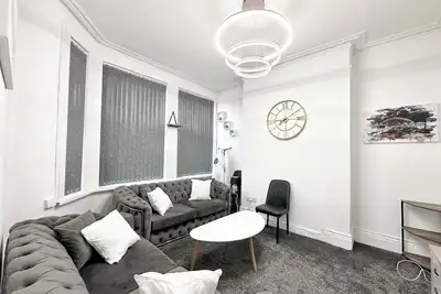 Image de Cosy 6-Bed Home in Levenshulme