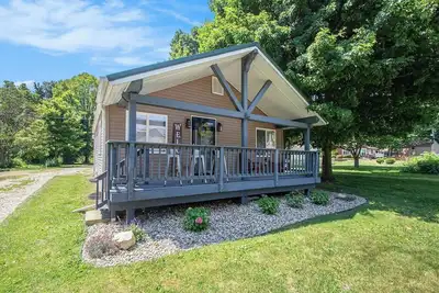 Image de This house is a 2 bedroom(s), 1 bathrooms, located in Coloma, Mi.