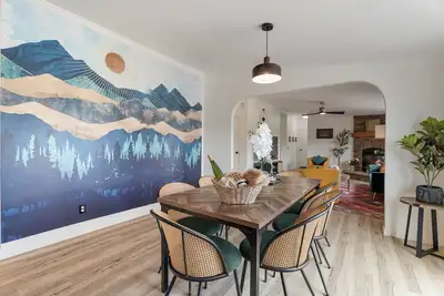 Image de Blissfull cottage with Hot Tub and rolling hills!