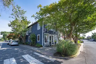 Image de 328 Market St - in-town Historic Lewes with oodles of charm!