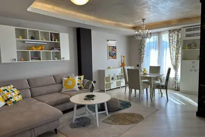 Image de Welcome to “yo Places” where luxury meets comfort. Homelike cosiness