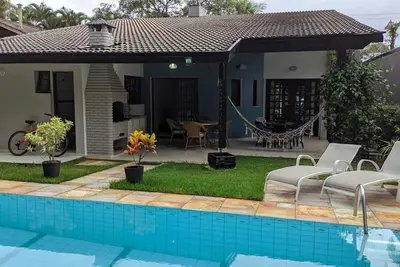 Image de Single-story house in Riviera de São Loureço with heated pool and gourmet balcony