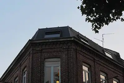 Image de T3 lumineux au design sobre en plein coeur de Moulins Ă Lille | Garage 2 places