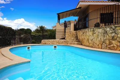 Piano Terra in Villa - Piscina - Relax