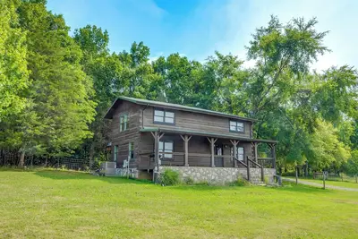 Image de ~ 10 Mi to Downtown: Murfreesboro Area Cabin