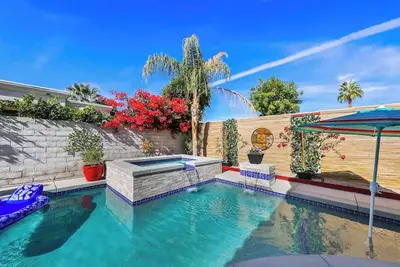 Image de Beauty in La Quinta Villa! Spacious 3br w/ Private Pool + Hot Tub