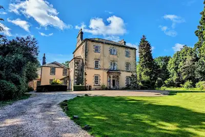 Image de Scottish Estate dating back to 1746, charming 6 person cottage with hot tub