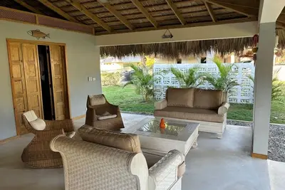 Villa Emilie NizaoBeachLodge 2Br 4Px 2Bds FrontBeach