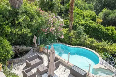 Image de \"Villa Bellevue\" mer et piscine