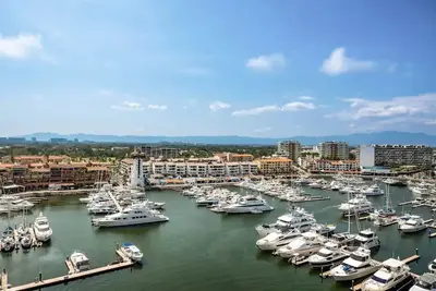 Image de Great view, best location & delightful 2-bedroom condo at Marina Puerto Vallarta