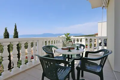 Appartement de deux chambres avec la terrasse et la vue sur le mer Kostrena, Rijeka (A-23422-d)