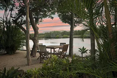 Image de Aluna Belongil Beach