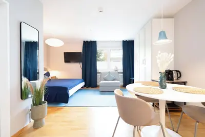 Image de 1 room app. on the beach