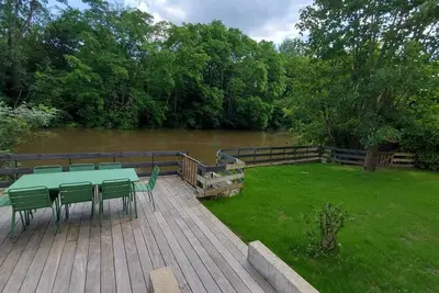 Image de Coin de paradis entièrement rénovée en bord de rivière et ses 20 mètres de berge