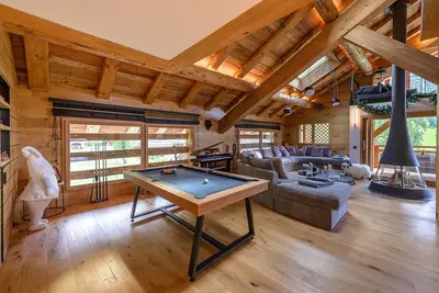 Image de Lcz- Chalet Osmose 9*****Piscine-Sauna-Jacuzzi