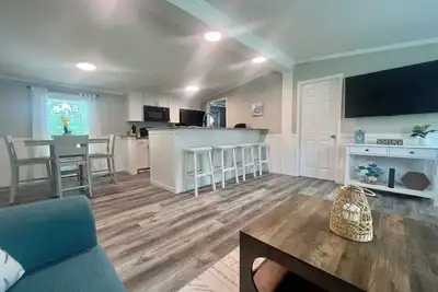 Image de Sunset Beach Bungalow-2 miles to Sunset Beach Pier