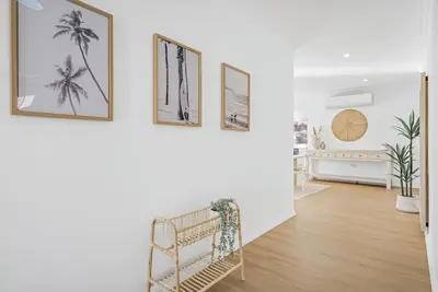 Image de Recently refurbished upper level