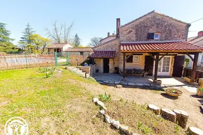 Image de Gîte de Merle Castel - Bellefont La Rauze