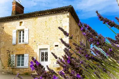 Image de L'Abeille de Labastide