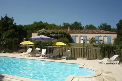 Image de Gîte L'Oustal - Senaillac-Lauzes