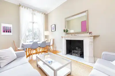 Image de St Georges Square, Pimlico- Beautiful 1-bed Pied a Terre apartment near Victoria