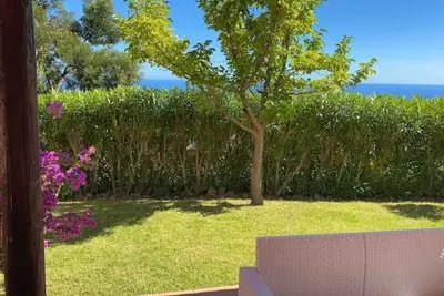 Villa Telegraph is a sea-view property that is also perfect for your pets.