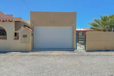 Image de Vista de Oro: Mirador studio in quiet community near local eateries & beach