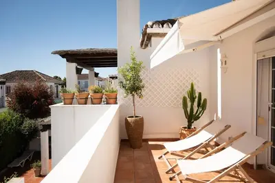 Image de Rdr388 - El Paraiso, Lovely flat walk to the beach