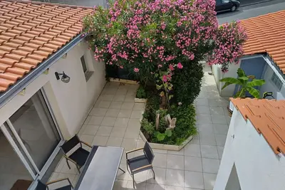 Image de Maison 4 personnes, 2 chambres avec cour, proche gare et centre ville.